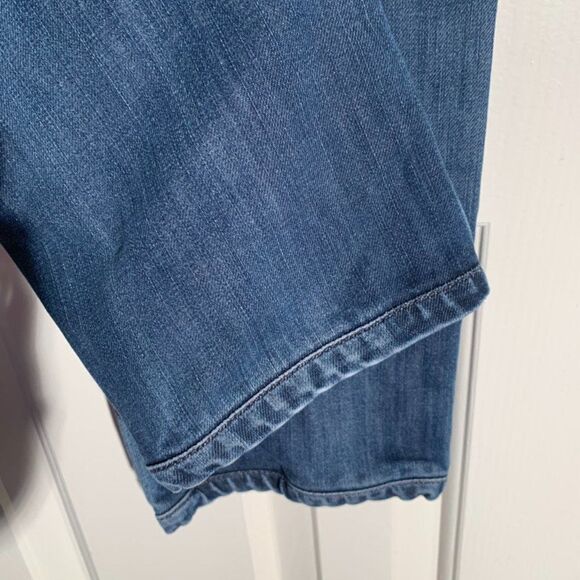 DL1961 Dark Wash Russell Straight Jean  30x27 - Picture 6 of 8
